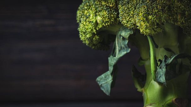 healthy bunch of broccoli - Foto, Bild