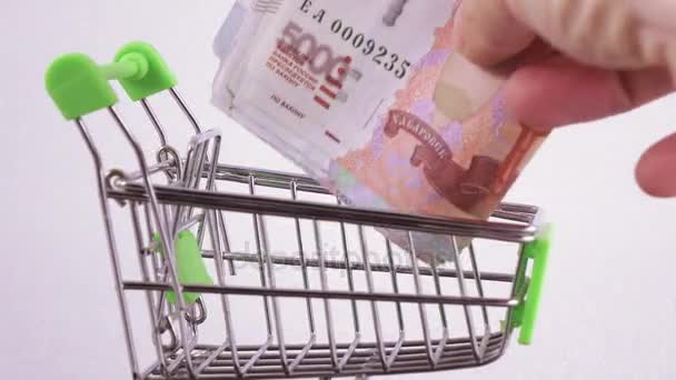 Currency exchange in the basket - Кадры, видео