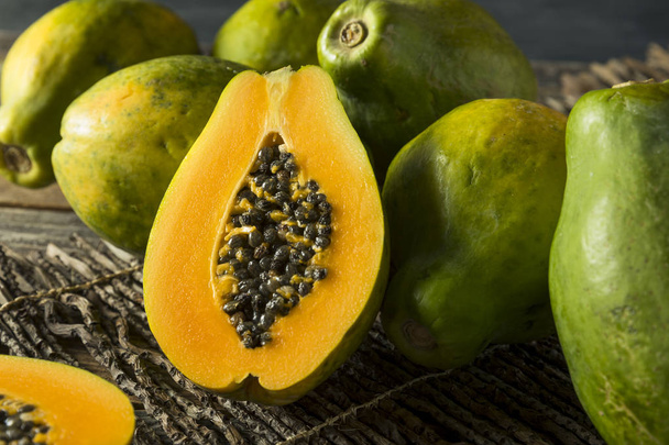 Raw Organic Green Hawaiian Papaya - Photo, image