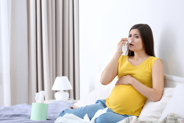 Pregnant woman with allergy  - Photo, Image