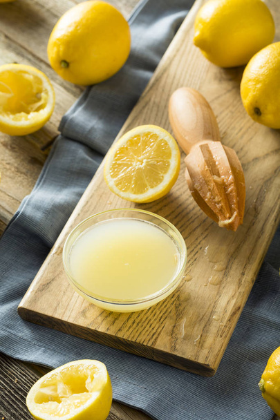 Raw Organic Yellow Lemon Juice - Fotoğraf, Görsel