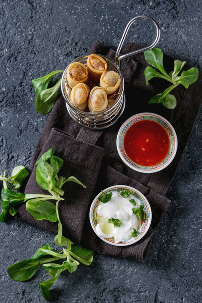 Fried spring rolls with sauce - Fotoğraf, Görsel