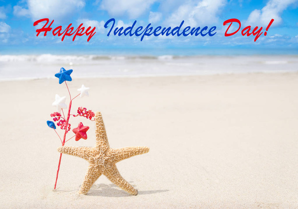 Feliz Día de la Independencia EE.UU. fondo con estrellas de mar
 - Foto, imagen