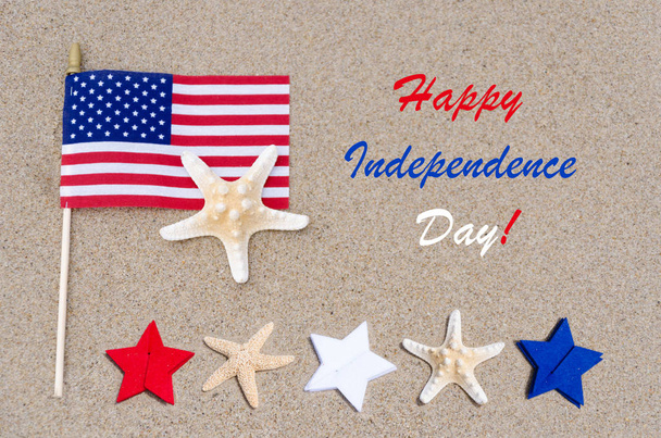 Feliz Día de la Independencia EE.UU. fondo con bandera americana, estrellas
  - Foto, imagen