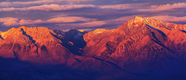 Сьєрра-Невада гори
 - Фото, зображення