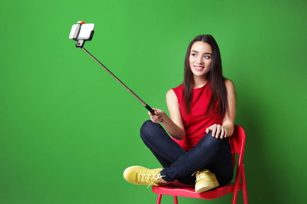 young woman taking selfie  - Fotoğraf, Görsel