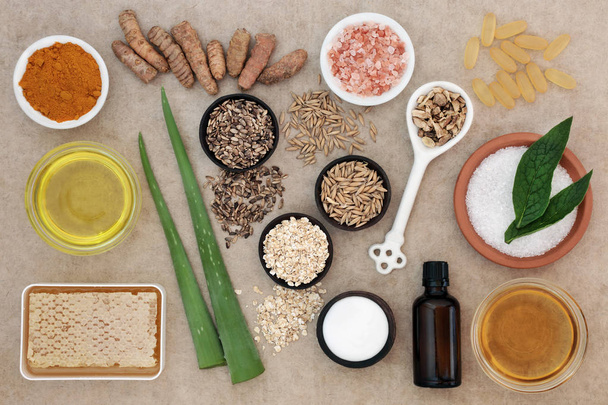 Ingredientes naturales para el cuidado de la salud de la piel
 - Foto, imagen