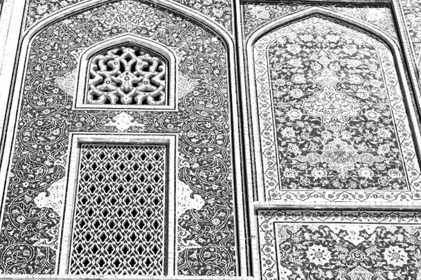 в Иране старая декоративная плитка
  - Фото, изображение