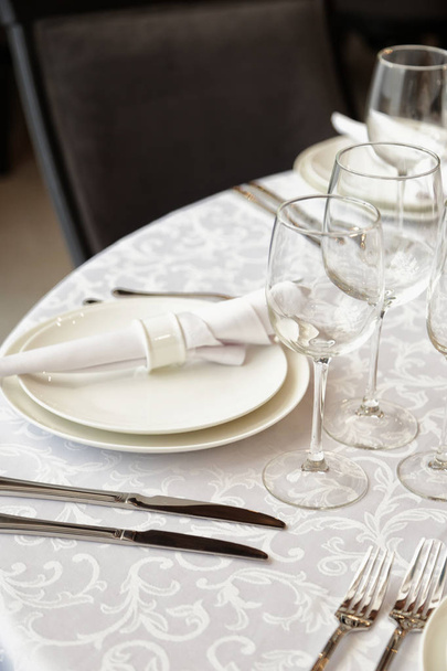 beautifully served table in a restaurant - Zdjęcie, obraz