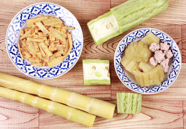 Fried bamboo shoots with egg ,Chinese bitter gourd with meat bal - Fotografie, Obrázek