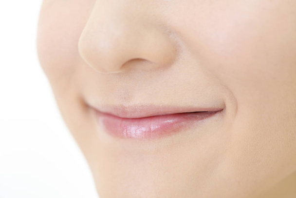 Close up van gezicht van aantrekkelijke vrouw - Foto, afbeelding