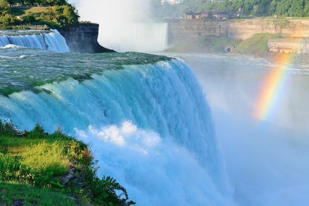Niagara falls in de ochtend - Foto, afbeelding