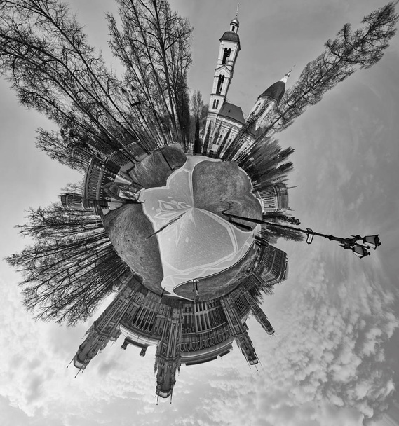 Tsaritsino arkkitehtoninen maamerkki Moskovassa, pieni planeetta BW
 - Valokuva, kuva