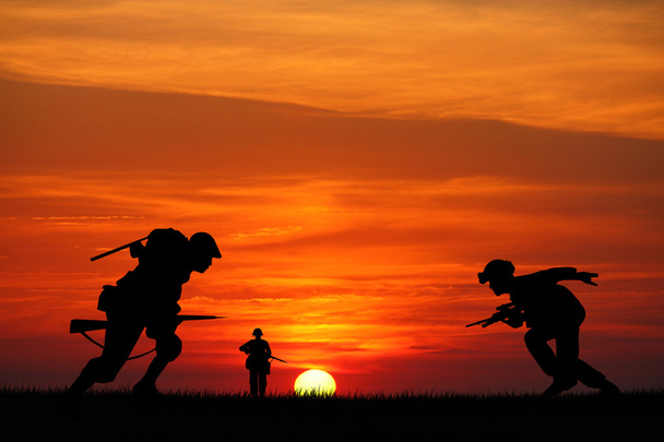Soldiers at sunset - Foto, Bild