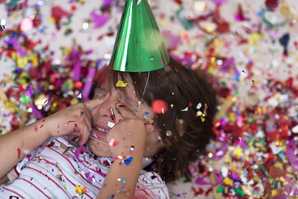 kid celebrating party - Фото, изображение