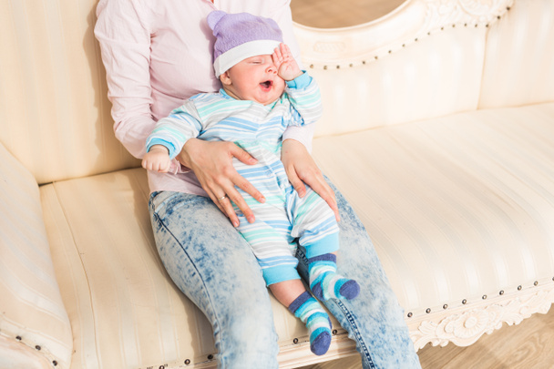 Unavené oči odření kluk novorozenec - Fotografie, Obrázek