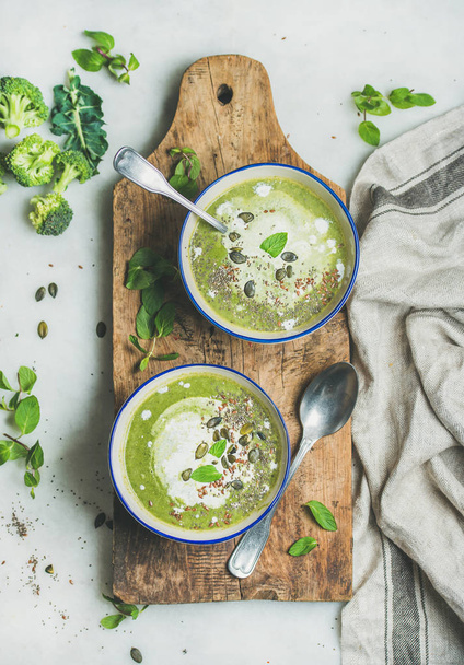 broccoli cream soup - Фото, изображение