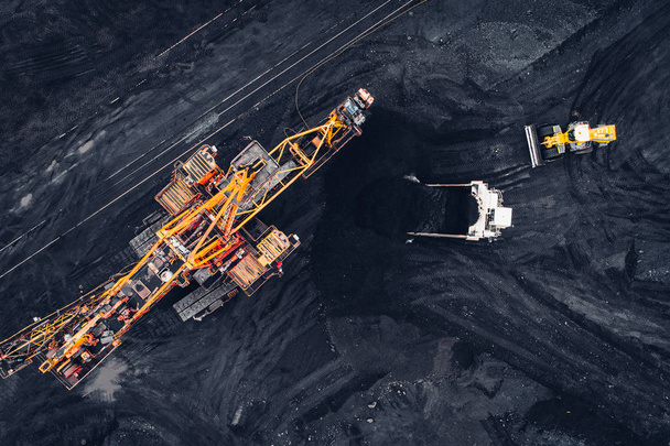 Těžba uhlí v otevřené jámě - Fotografie, Obrázek