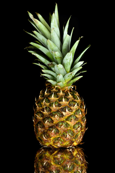 Fresh ripe pineapple  - Foto, imagen