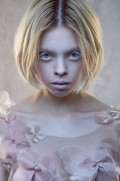 concept portrait of strange woman  - Zdjęcie, obraz