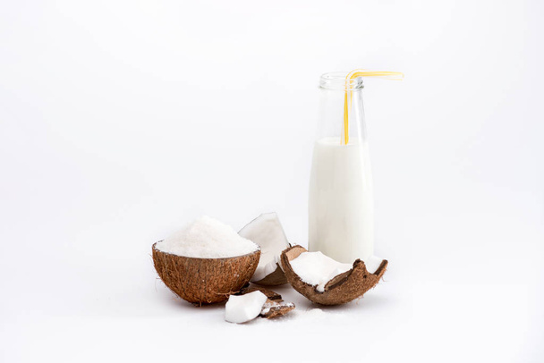 coconut milk in bottle - Fotoğraf, Görsel