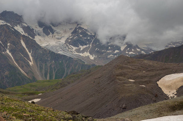 Walking of the mountains of the Elbrus region - Fotoğraf, Görsel