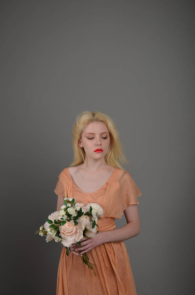 Girl in lilac dress - Valokuva, kuva