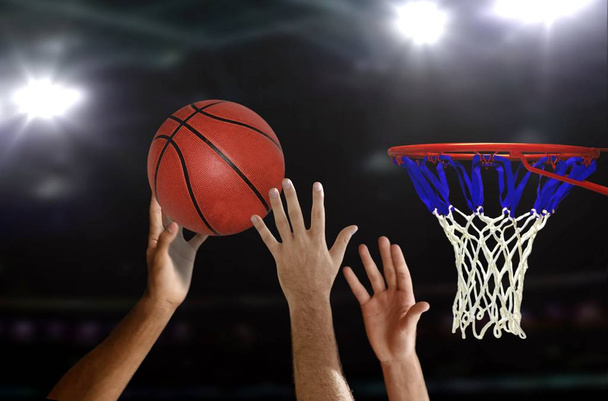 Basketball saut tir au cerceau
 - Photo, image