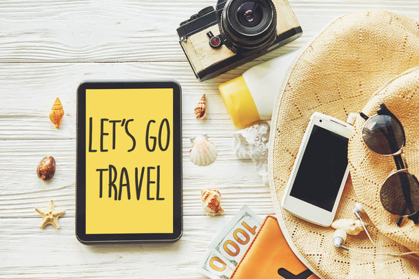 Let's go travel tekst teken - Foto, afbeelding