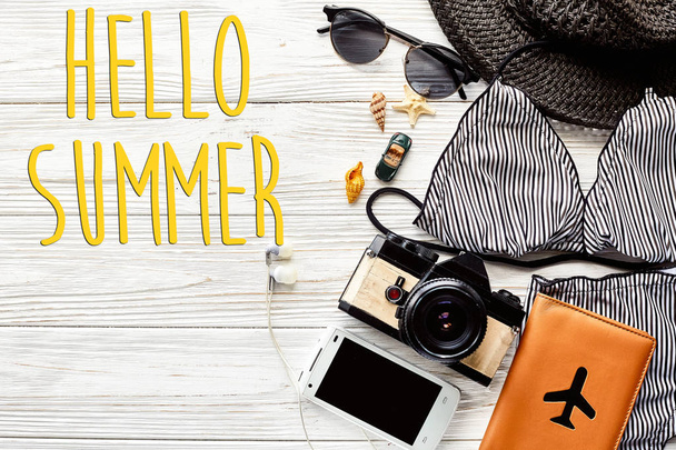 Napis hello summer - Zdjęcie, obraz