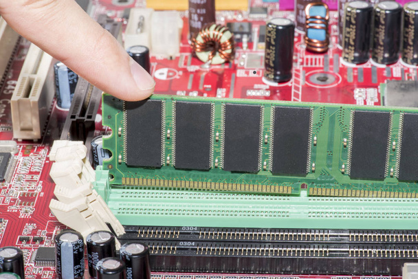 Detailní záběr z elektronické Ram(random access memory) na základní desce počítače - Fotografie, Obrázek