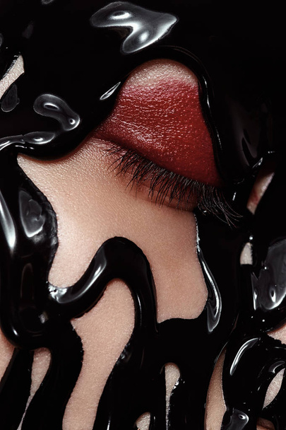 Beautiful Face with black liquid glossy Paint - Foto, Imagem