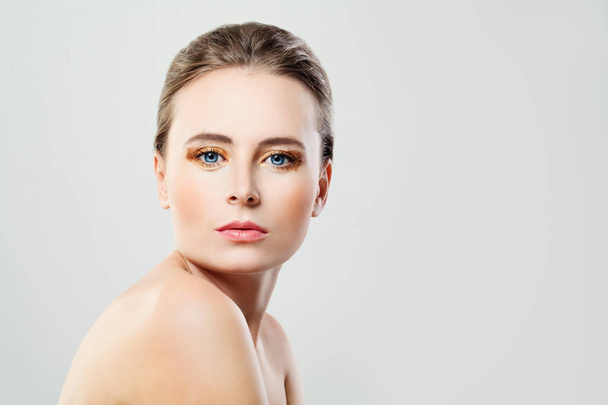 Beautiful Model Woman with Healthy Skin on Background  - Fotoğraf, Görsel