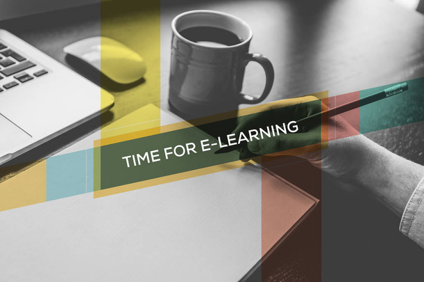 TIME FOR E-LEARNING CONCEPT - Φωτογραφία, εικόνα