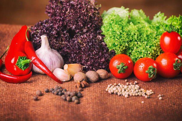 Légumes, aliments utiles et savoureux
. - Photo, image