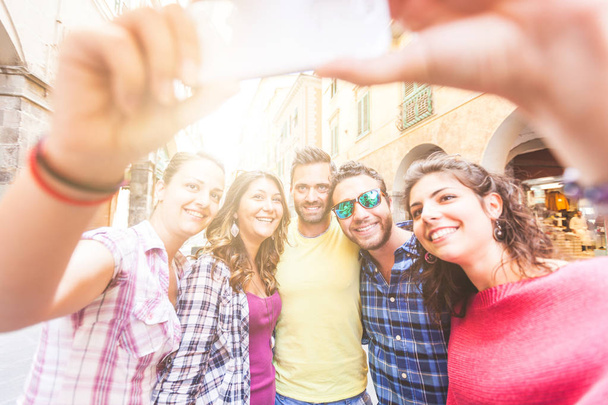 Group of friends taking a selfie in the city - Fotoğraf, Görsel