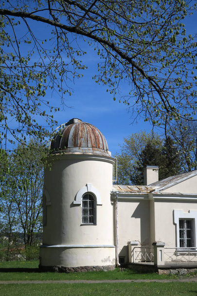 Старі будівлі обсерваторії університету Вільнюса - Фото, зображення