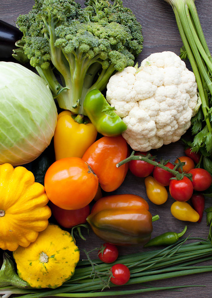 Assortment of fresh Organic Vegetables / on the Wooden Desk - Foto, Bild