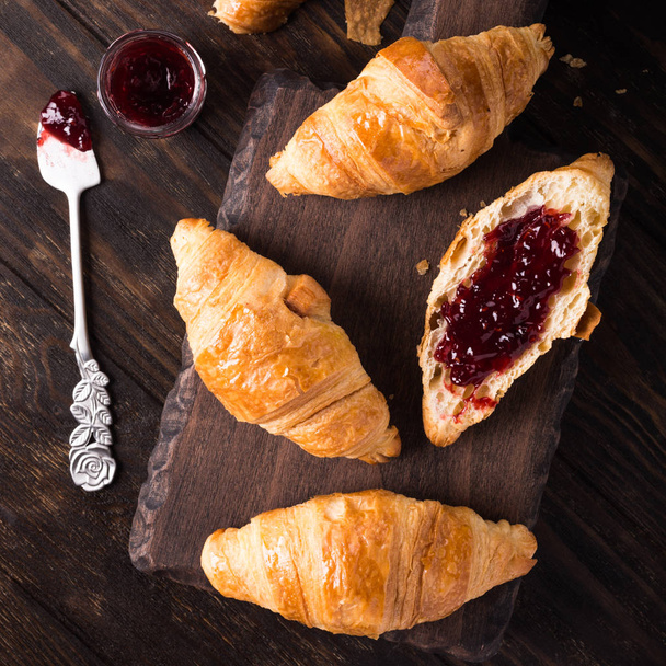 Fresh mini croissants - Foto, Imagem