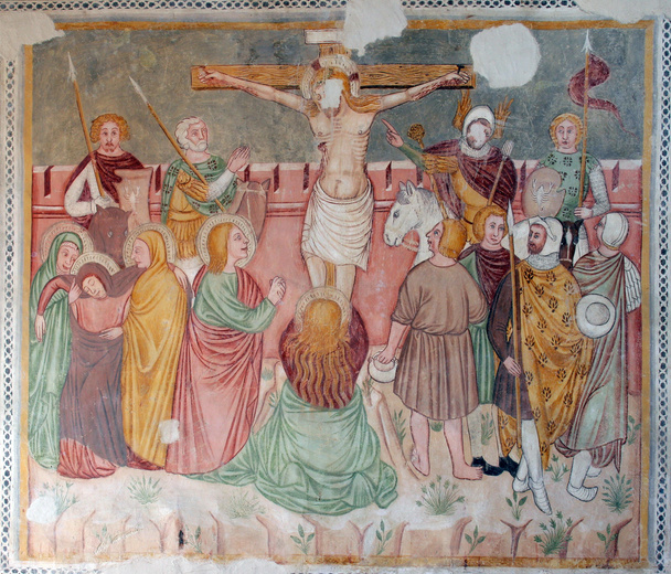 Jesús en la cruz, pinturas al fresco en la antigua iglesia
 - Foto, Imagen