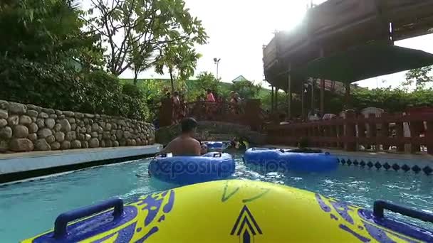 Bangkok, Thailand - April 2017: Happy time in the water park - Felvétel, videó