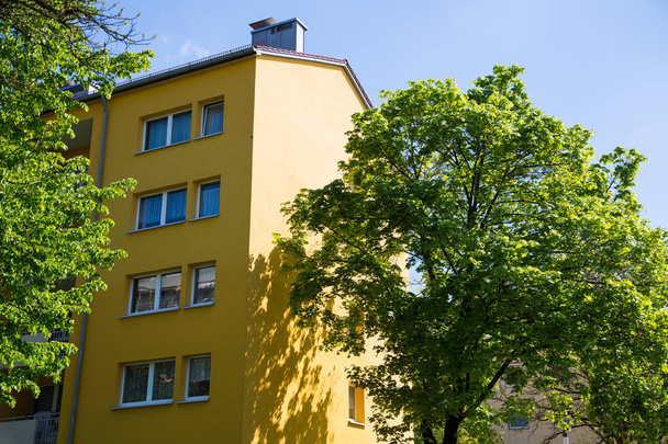 багатоквартирному будинку в Німеччині - Фото, зображення