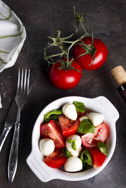 Fresh italian caprese salad - 写真・画像