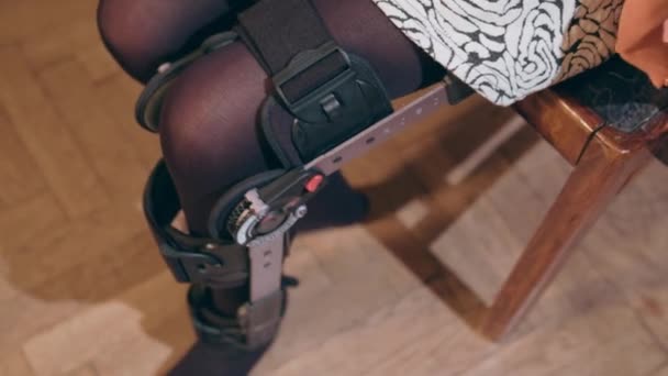 Lady levette támogató láb támasz - Felvétel, videó