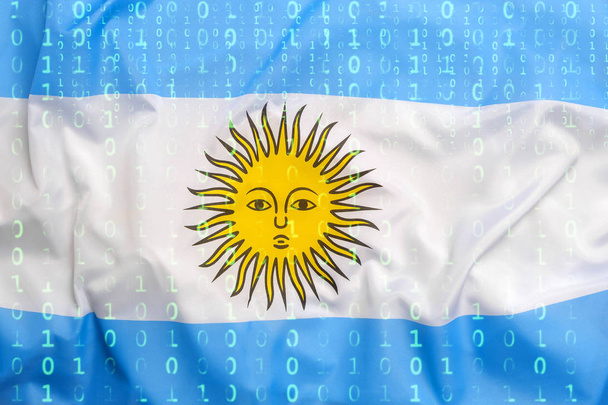Двоичный код с флагом Аргентины, концепция защиты данных
 - Фото, изображение