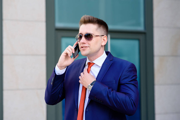 Businessman talking on the phone. - Фото, зображення