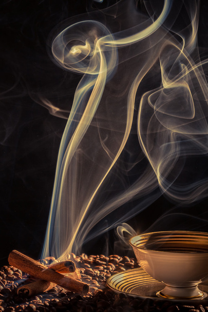 A frissen pörkölt kávé aromáját - Fotó, kép