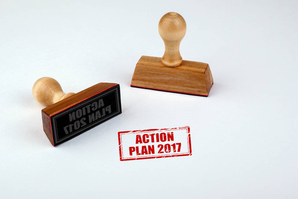 Cselekvési terv a 2017. Gumi Stamper, fából készült fogantyú elkülönített fehér háttér - Fotó, kép