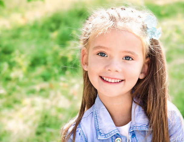 Portrait of adorable smiling little girl  - Foto, imagen