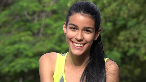 Smiling Face Of Latina Female Teen - Φωτογραφία, εικόνα